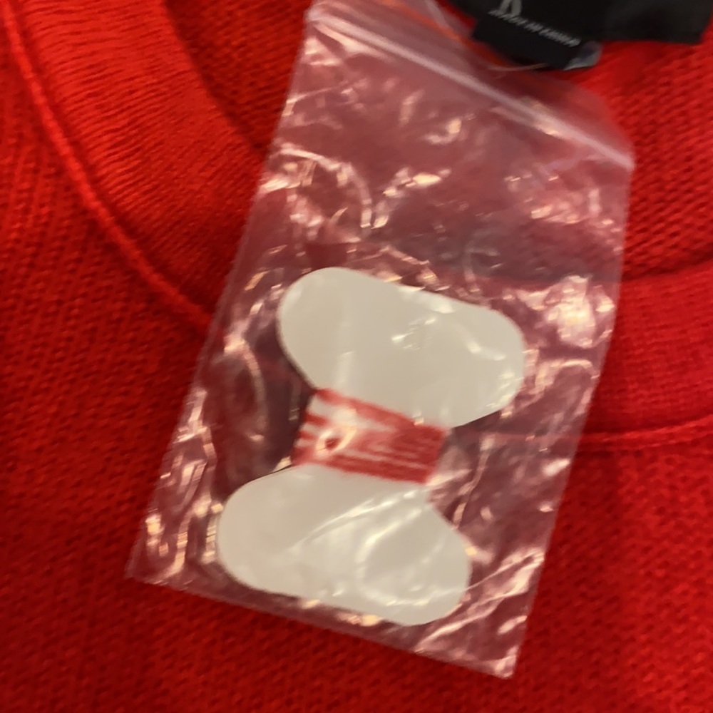 Cashmere red sweater - Picture 4 of 4